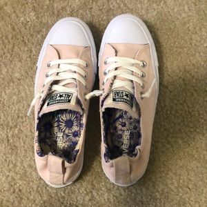 Women’s converse chuck Taylor shoreline shoes